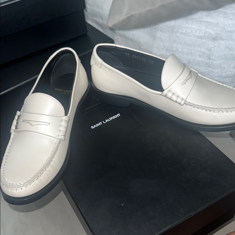 SAINT LAURENT LE LOAFER PENNY SLIPPERS IN SMOOTH LEATHER PEARL - Picture 5 of 6